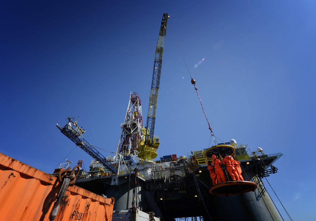 Южно-Киринское нефтегазоконденсатное месторождение в акватории Охотского моря