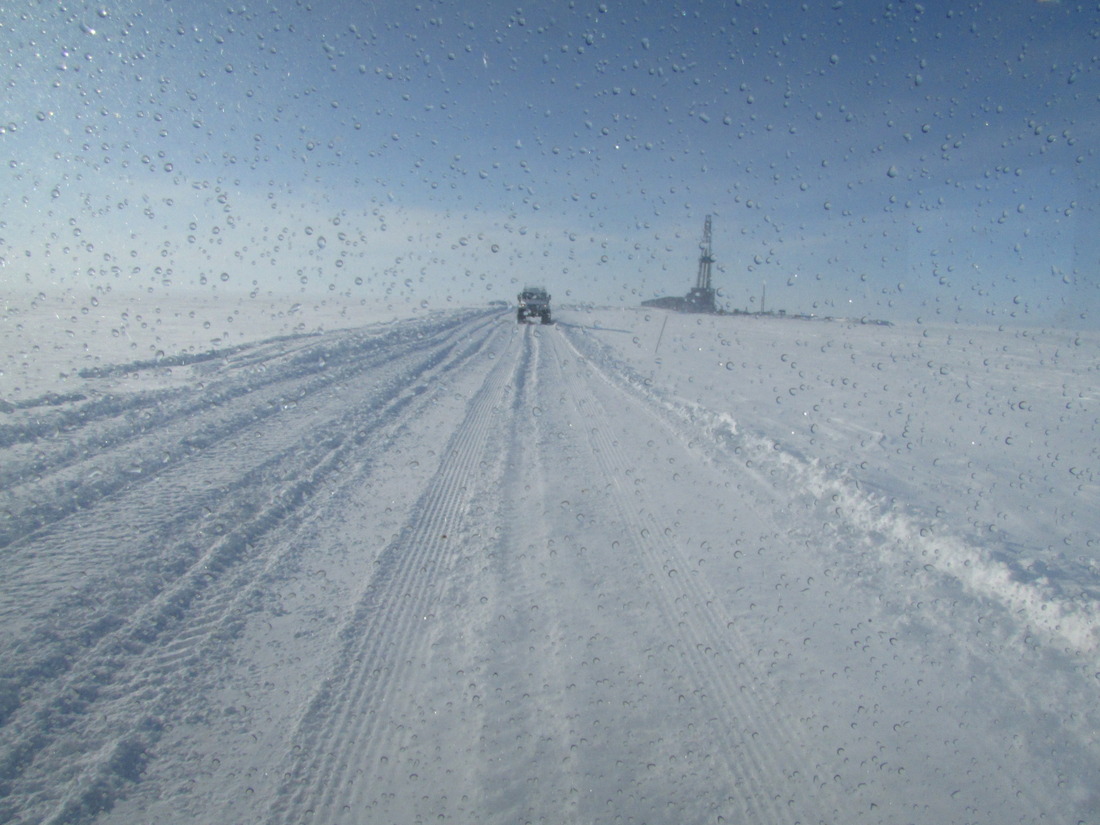 Ежегодно на полуострове Ямал прокладывается сотни километров зимних автодорог