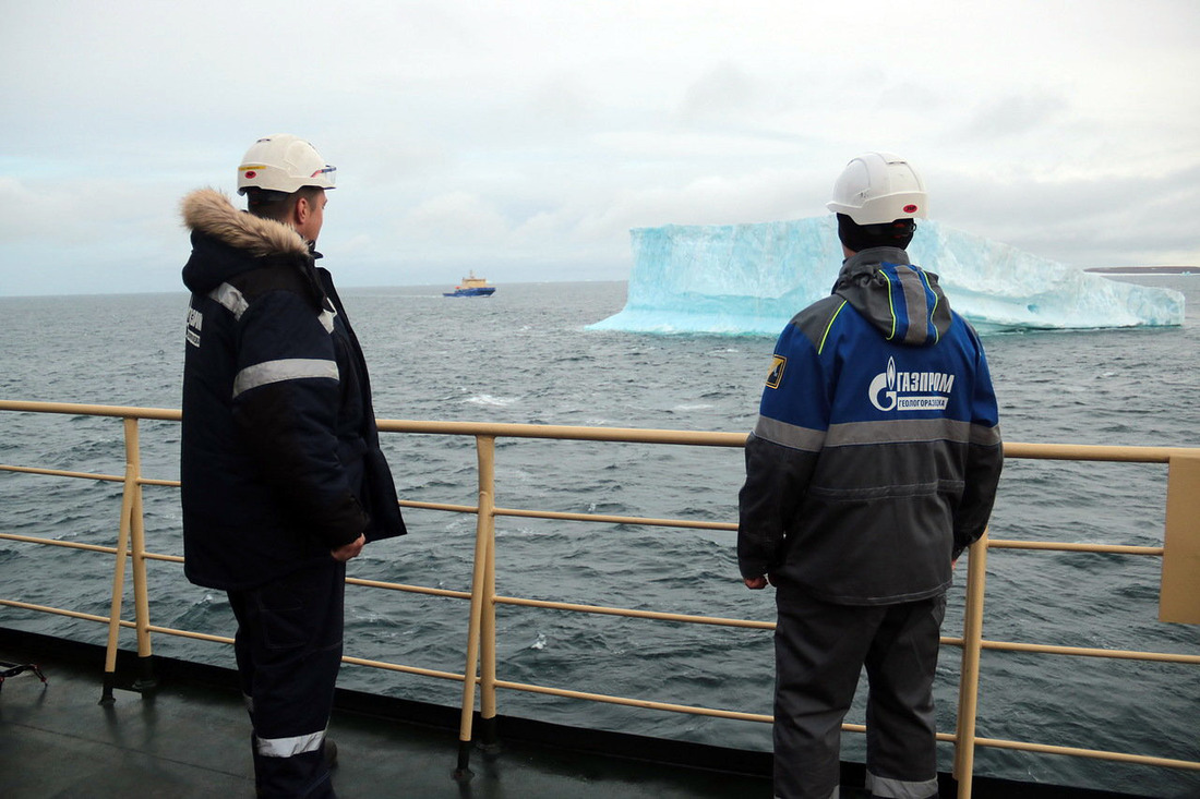 Впервые отработаны совместные действия по поиску, мониторингу и изменению траектории движения айсбергов