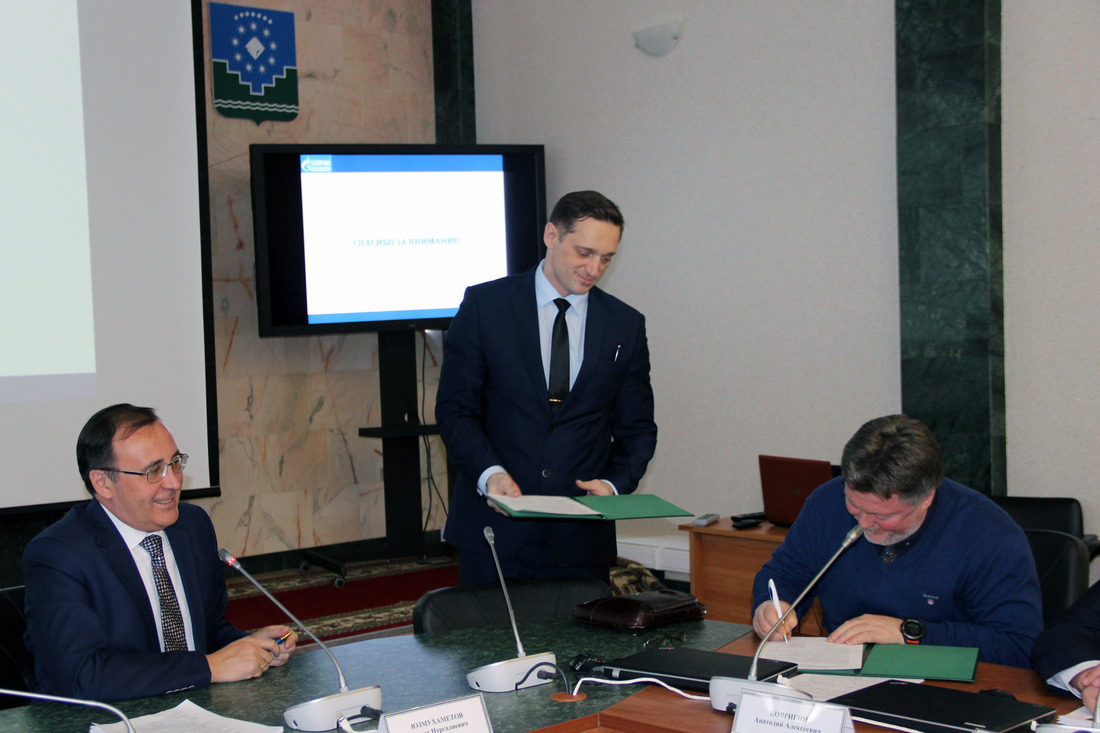 Ришат Юзмухаметов и Анатолий Ковригин подписали документ, продляющий социально-экономическое сотрудничество